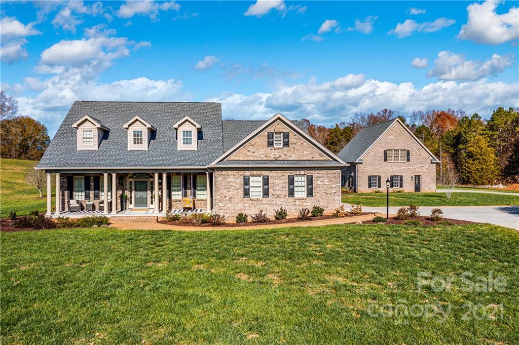 4712 White Eagle Lane Hickory NC 28602