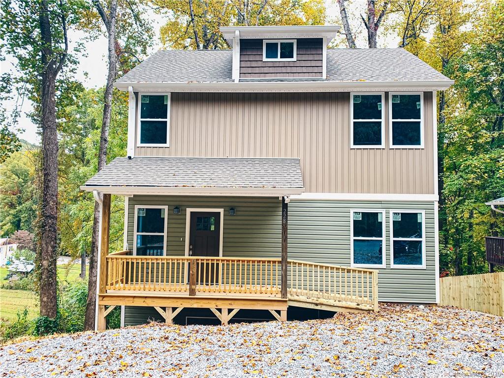 228 Westwood Avenue Swannanoa NC 28778