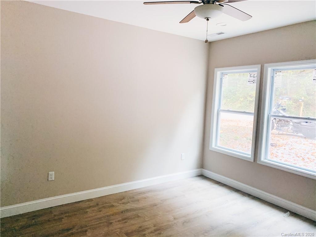 228 Westwood Avenue Swannanoa NC 28778