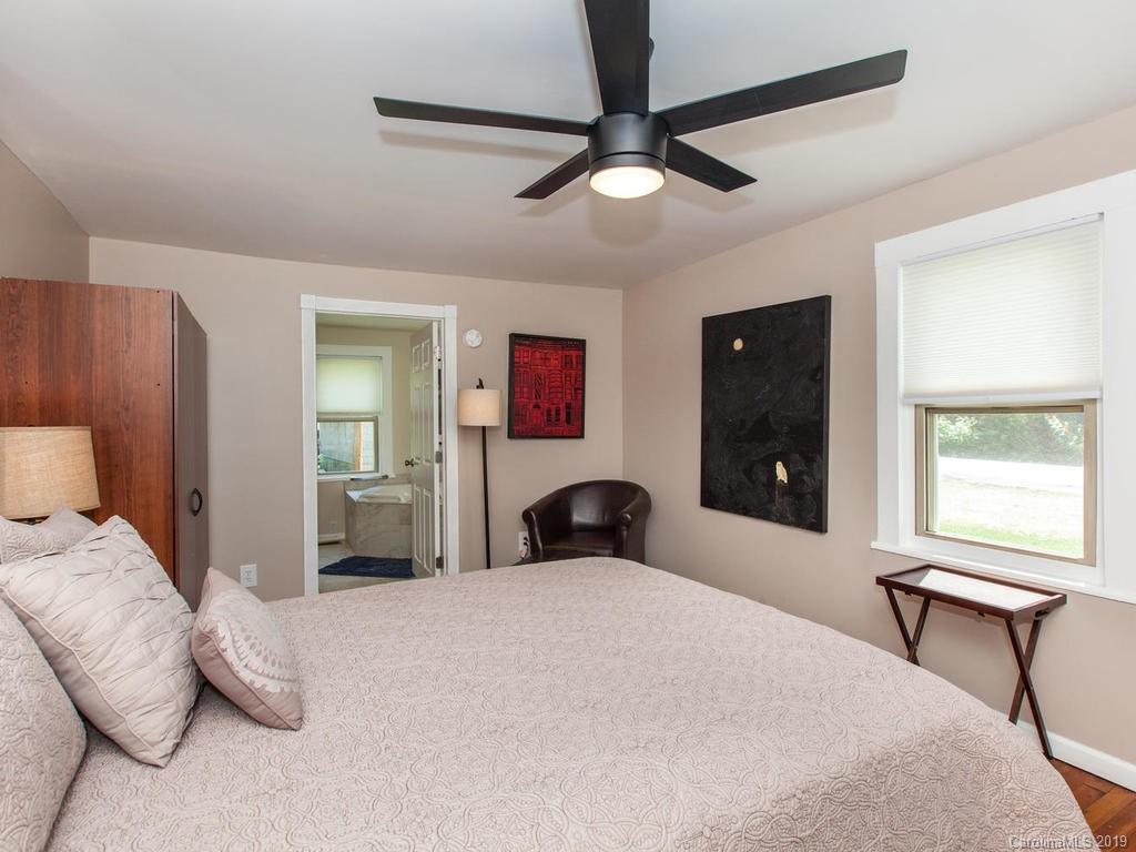 12 Thompson Road Asheville NC 28806
