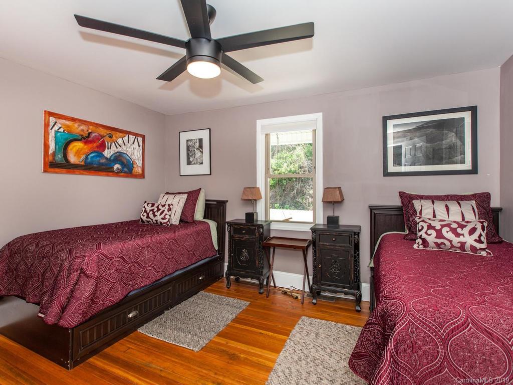 12 Thompson Road Asheville NC 28806