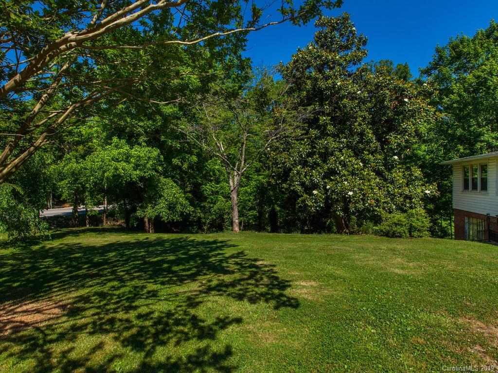 12 Thompson Road Asheville NC 28806