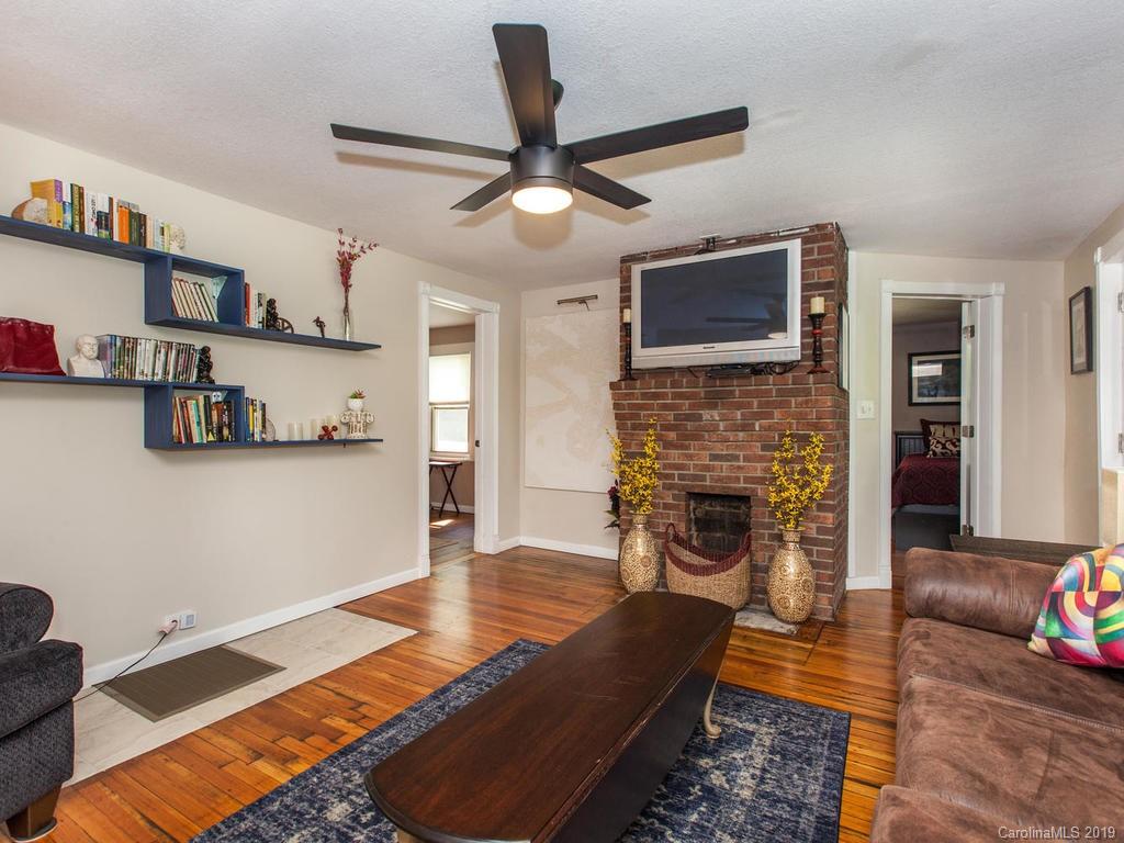 12 Thompson Road Asheville NC 28806