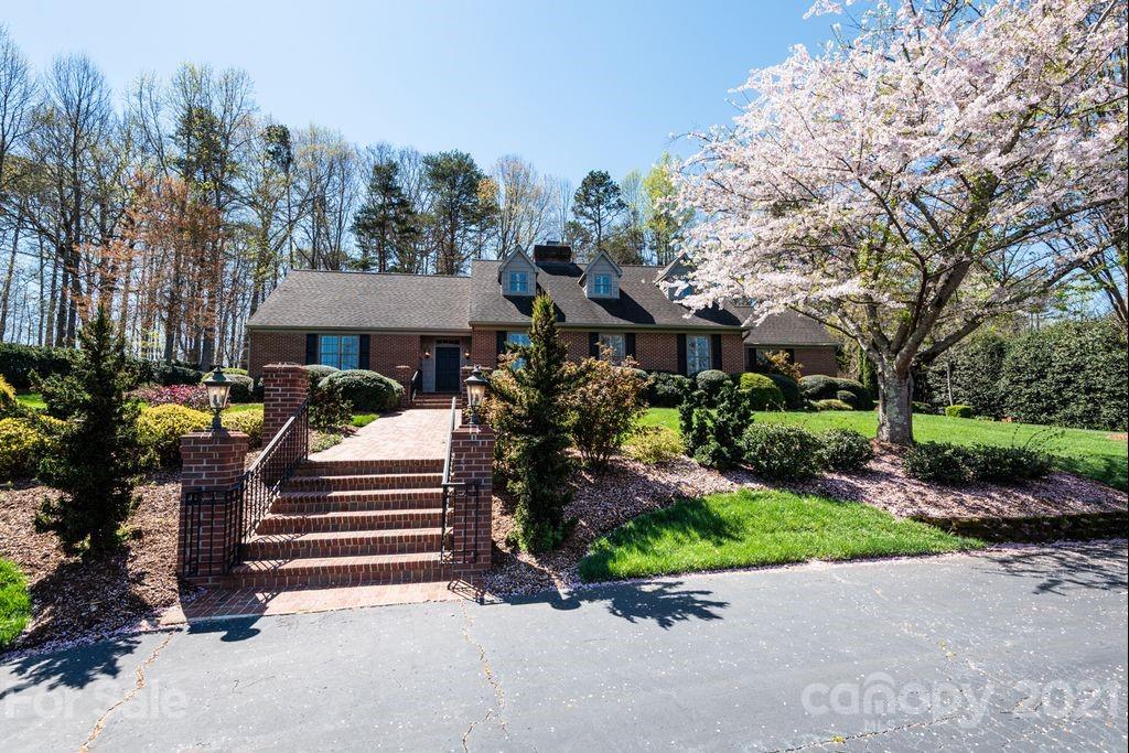 3279 Stonesthrow Drive Newton NC 28658