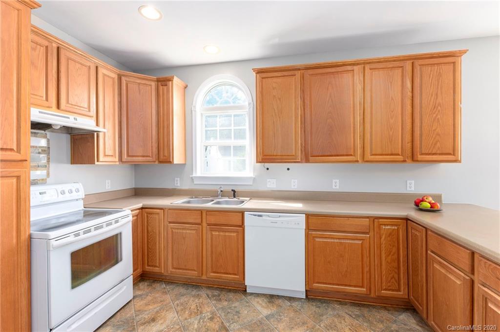102 Pickers Court Arden NC 28704