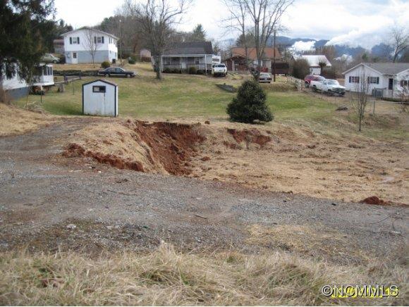 128 Pandora Circle Canton NC 28716
