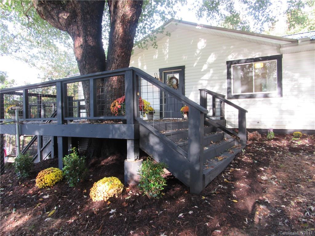 111 Red Road Swannanoa NC 28778