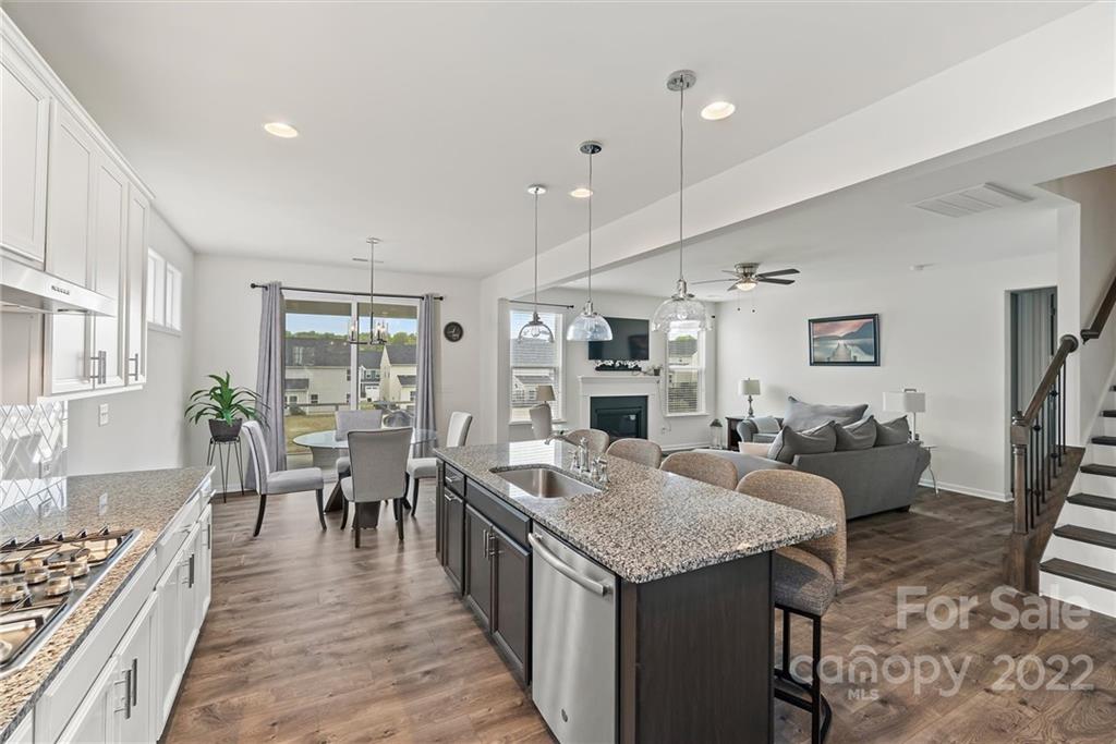 123 Hillston Lane Mooresville NC 28115