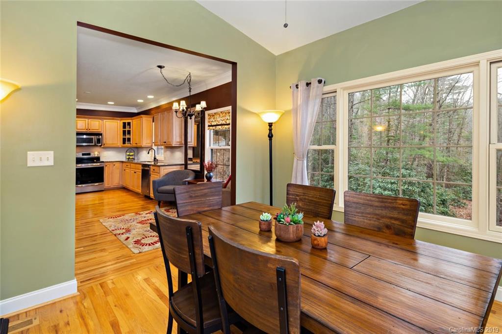 40 Oak Hollow Drive Asheville NC 28805