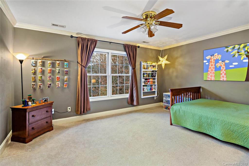 40 Oak Hollow Drive Asheville NC 28805