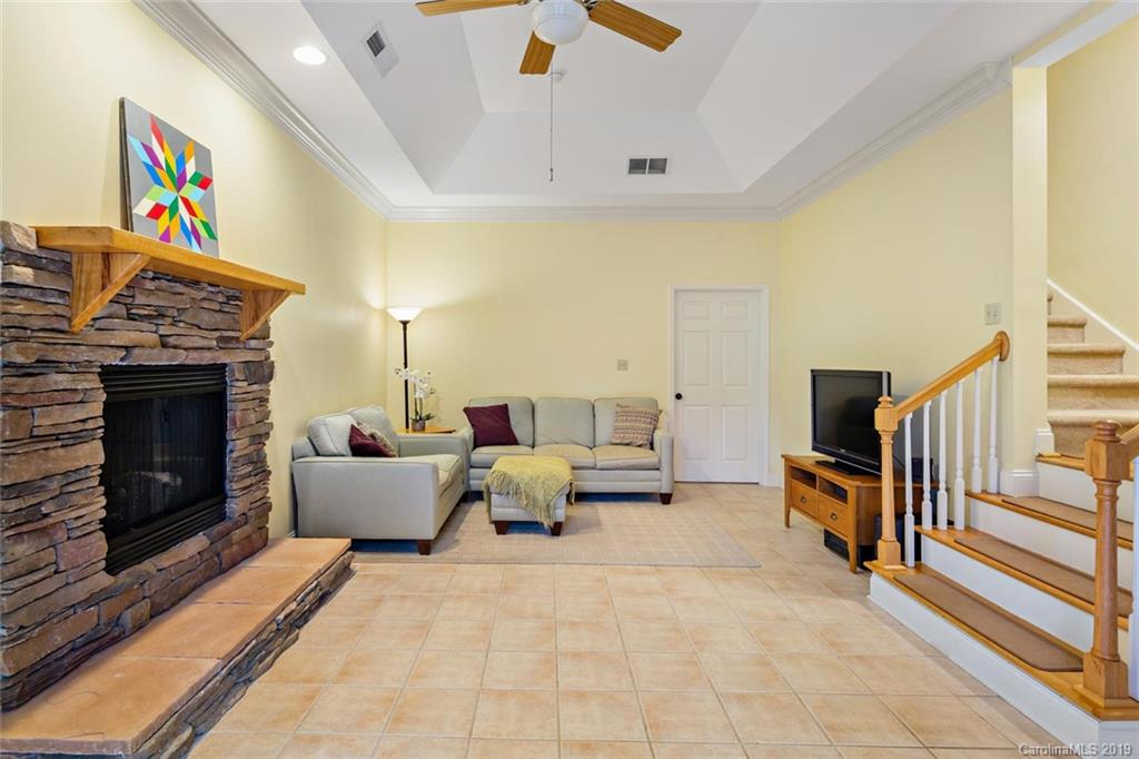 40 Oak Hollow Drive Asheville NC 28805