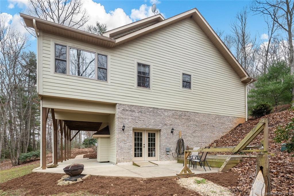40 Oak Hollow Drive Asheville NC 28805
