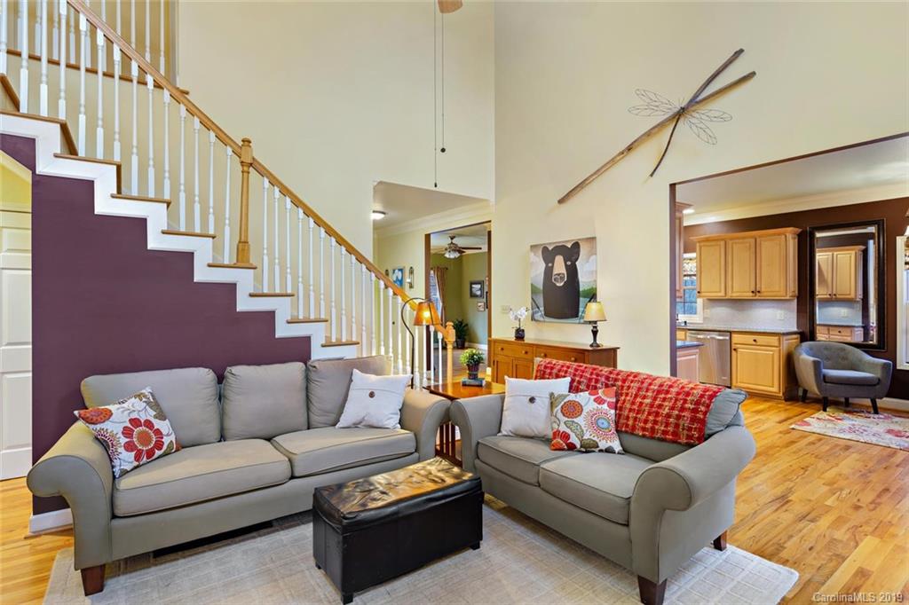 40 Oak Hollow Drive Asheville NC 28805