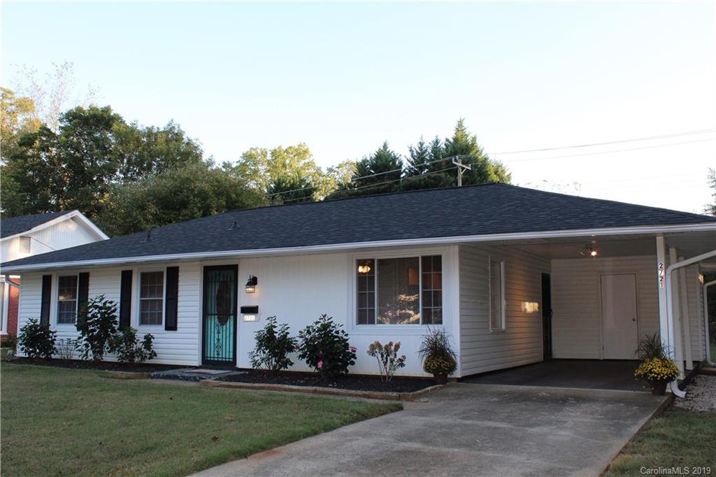 2721 Englehardt Street Charlotte NC 28216