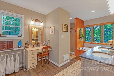 464 Chapel Road Black Mountain NC 28711