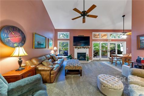 464 Chapel Road Black Mountain NC 28711