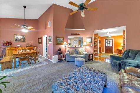 464 Chapel Road Black Mountain NC 28711