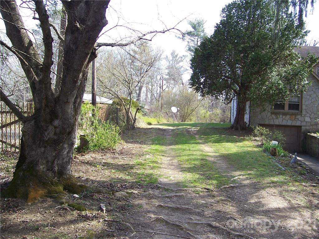 3086 Hendersonville Road Fletcher NC 28732