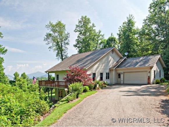 19 Blessings Lane Waynesville NC 28786