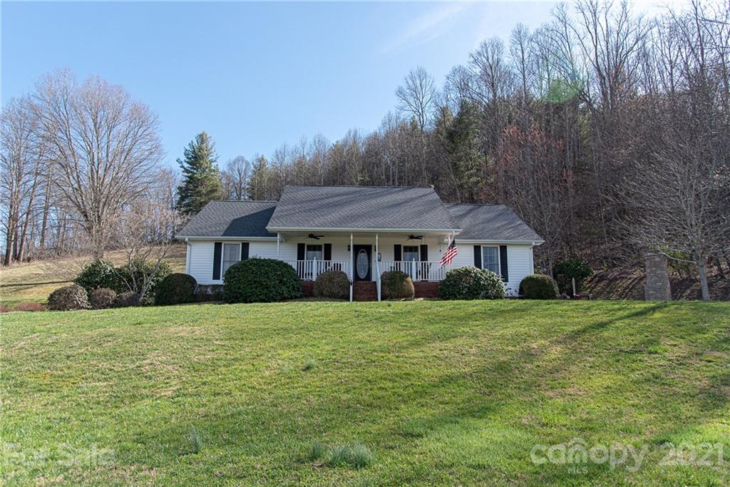 108 Autrey Circle Burnsville NC 28714