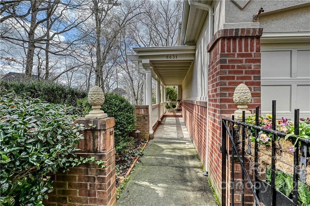 6631 Gaywind Drive Charlotte NC 28226