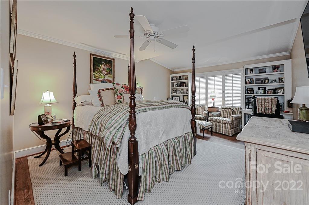 6631 Gaywind Drive Charlotte NC 28226