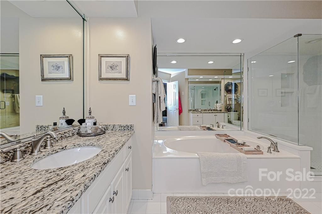 6631 Gaywind Drive Charlotte NC 28226