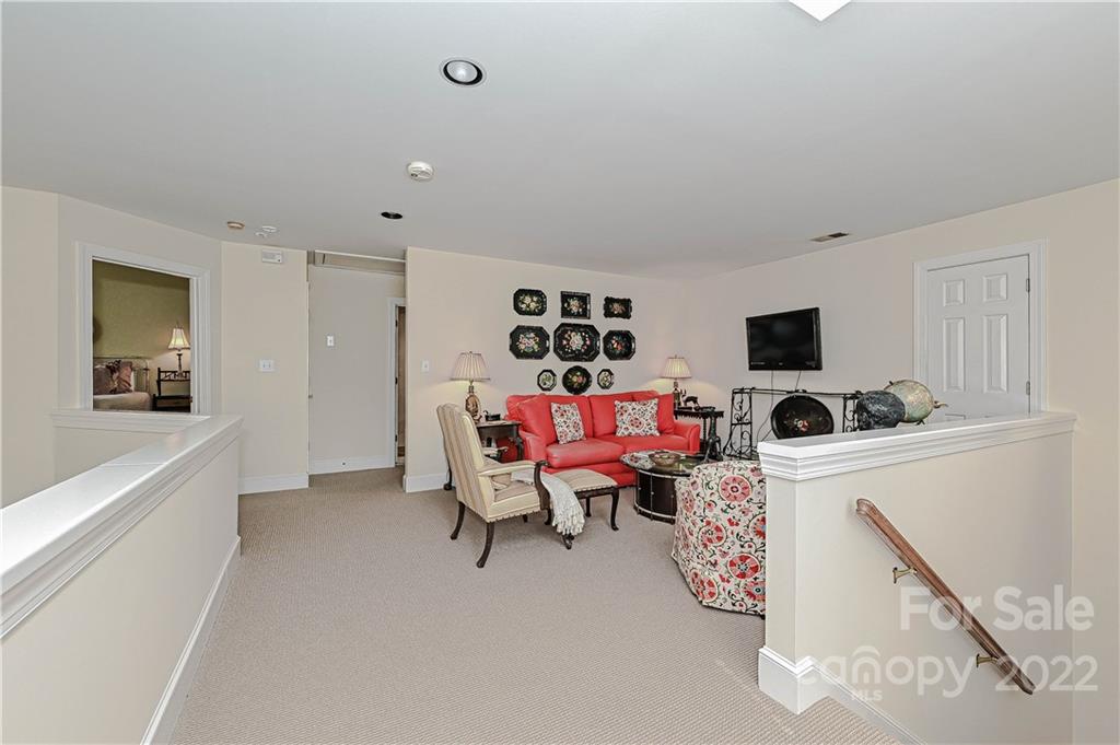 6631 Gaywind Drive Charlotte NC 28226