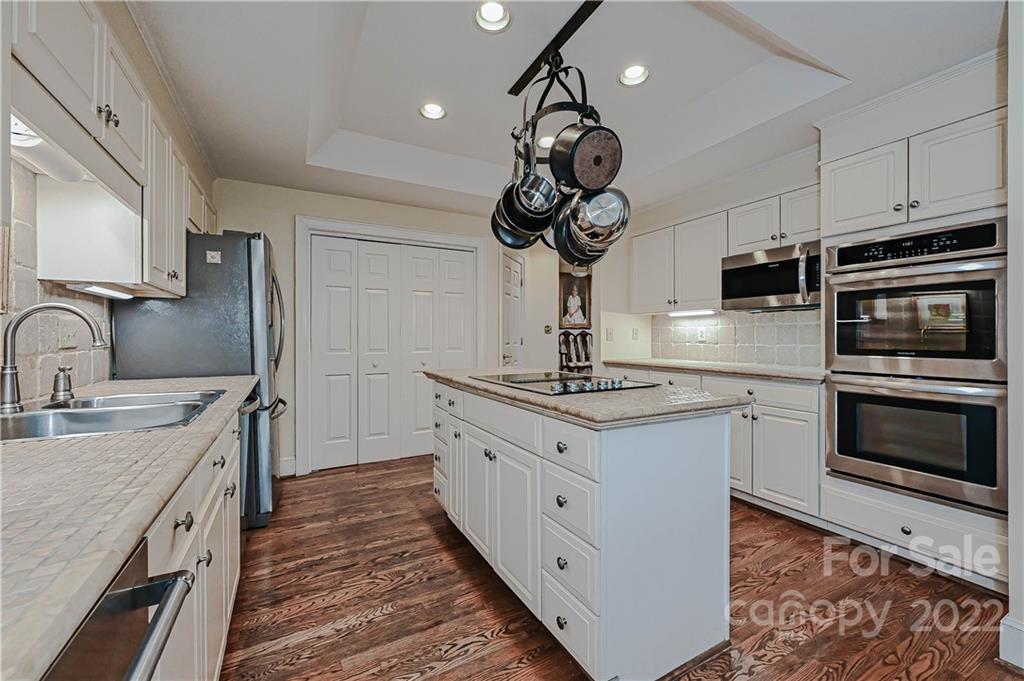 6631 Gaywind Drive Charlotte NC 28226