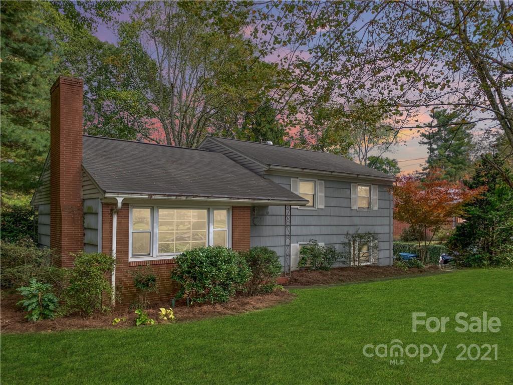 64 Oak Hill Road Candler NC 28715