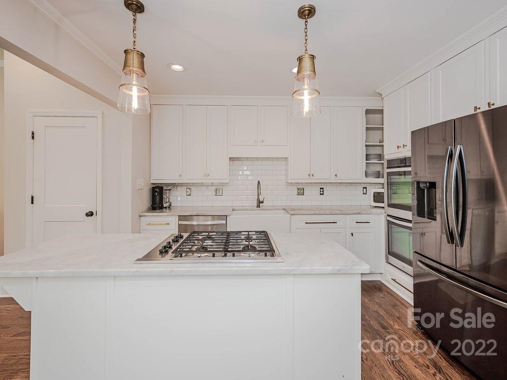415 Ashworth Road Charlotte NC 28211