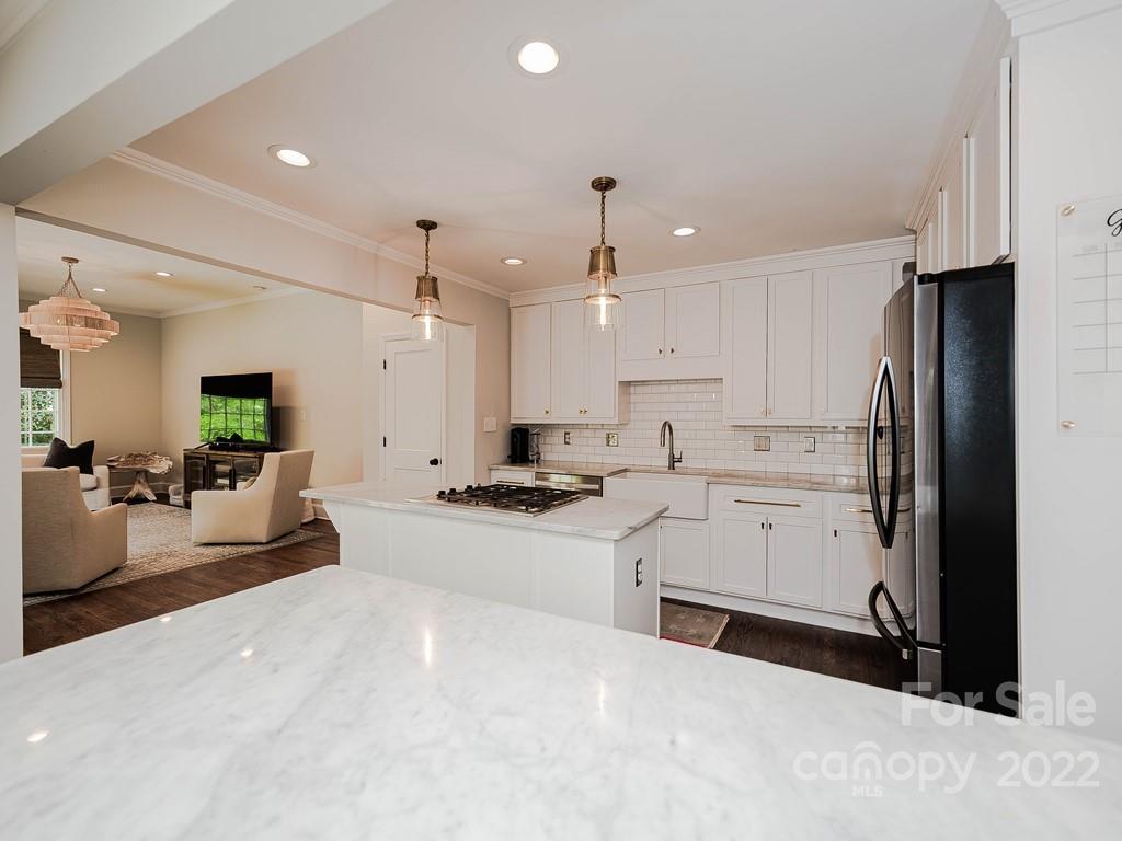 415 Ashworth Road Charlotte NC 28211