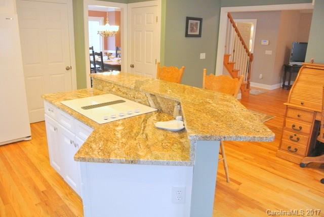 306 Golden Hawk Trail Asheville NC 28805