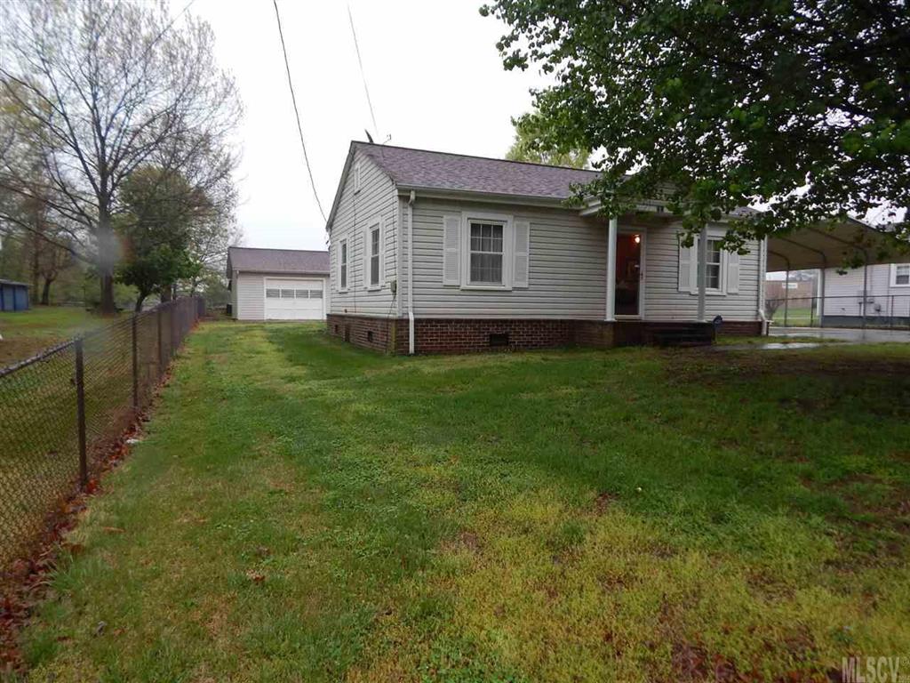 68 40th Street NW Hickory NC 28601