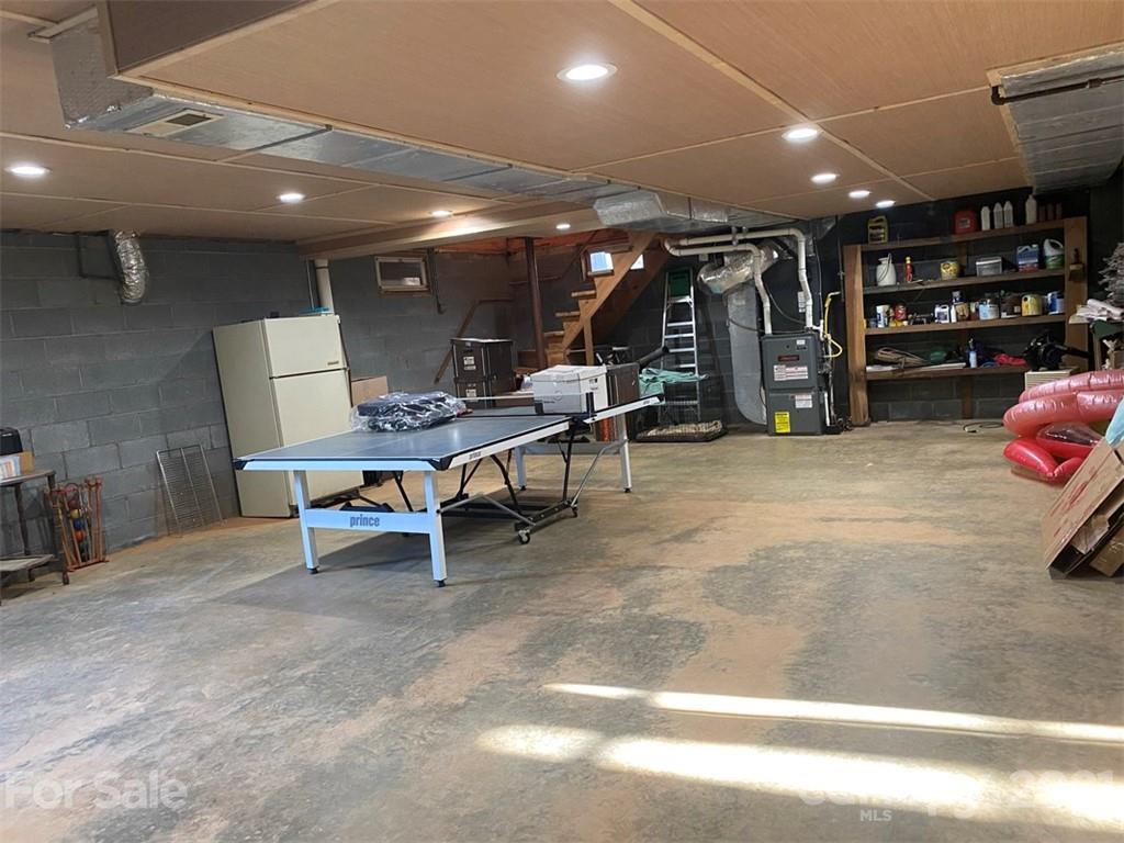 178 Ollie Weaver Road Weaverville NC 28787