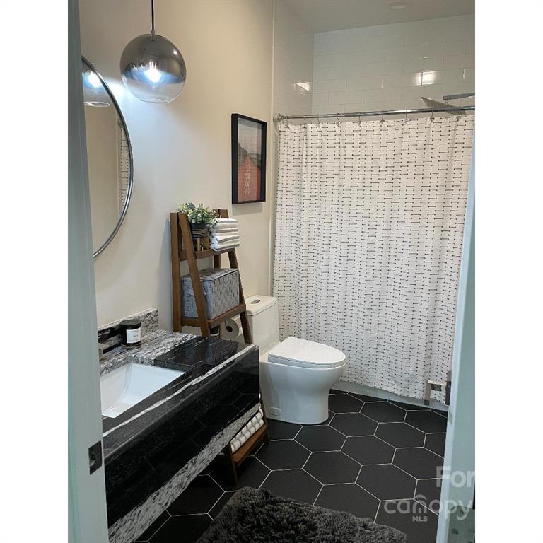 74 Crossings Circle Fairview NC 28730