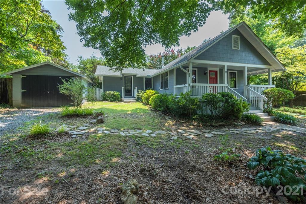 11 Winchester Place Asheville NC 28806