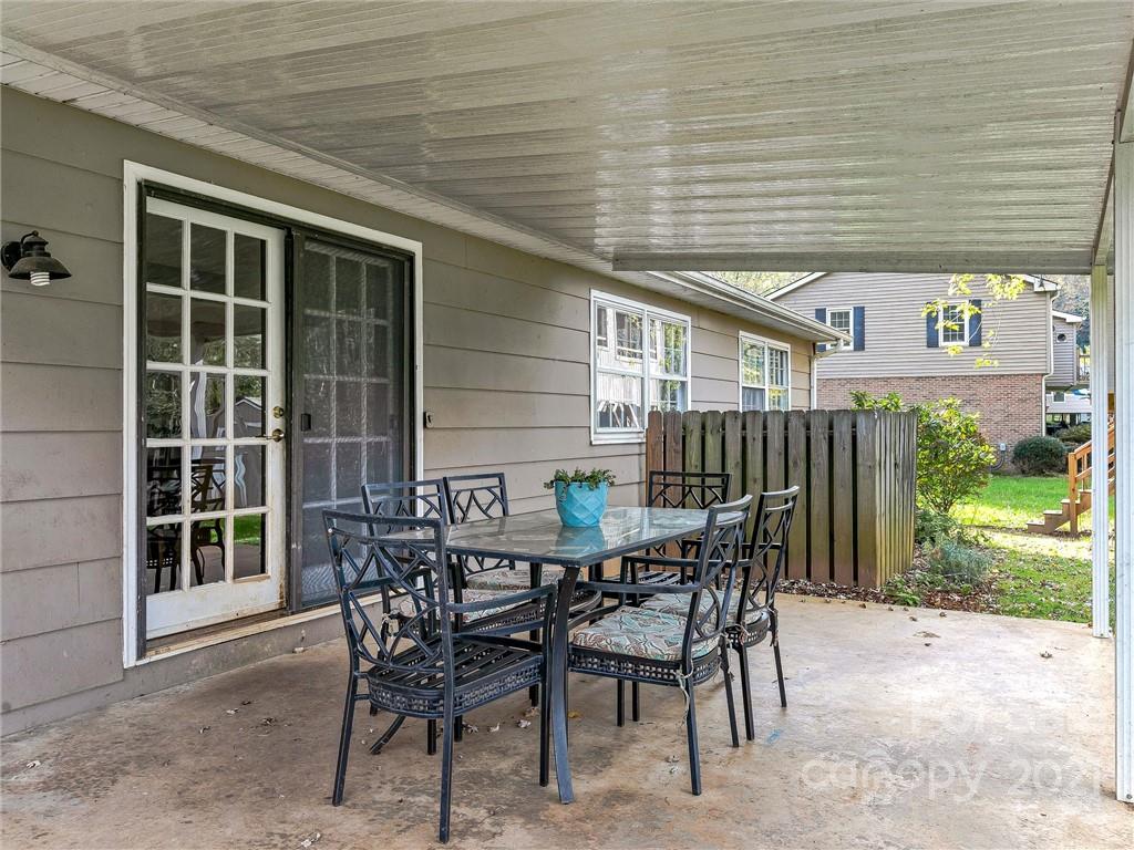 43 Sareva Place Asheville NC 28804