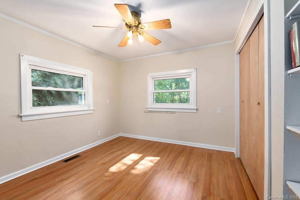 25 East Porter Road Asheville NC 28803
