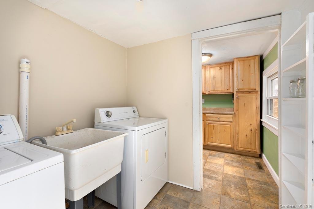 25 East Porter Road Asheville NC 28803