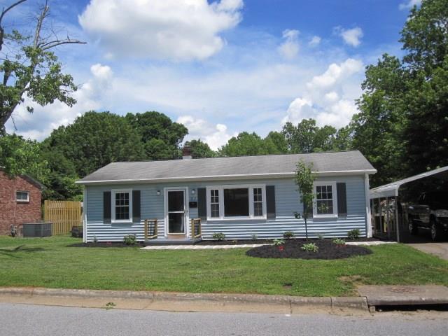 313 20th Avenue Ne Hickory NC 28601