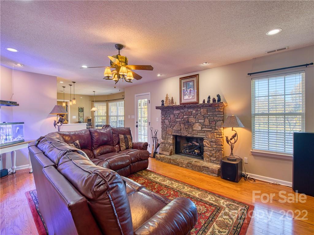 122 Coyote Hollow Road Waynesville NC 28785