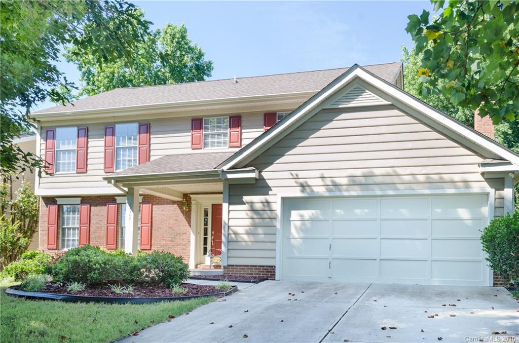 12507 Woodside Falls Road Pineville NC 28134