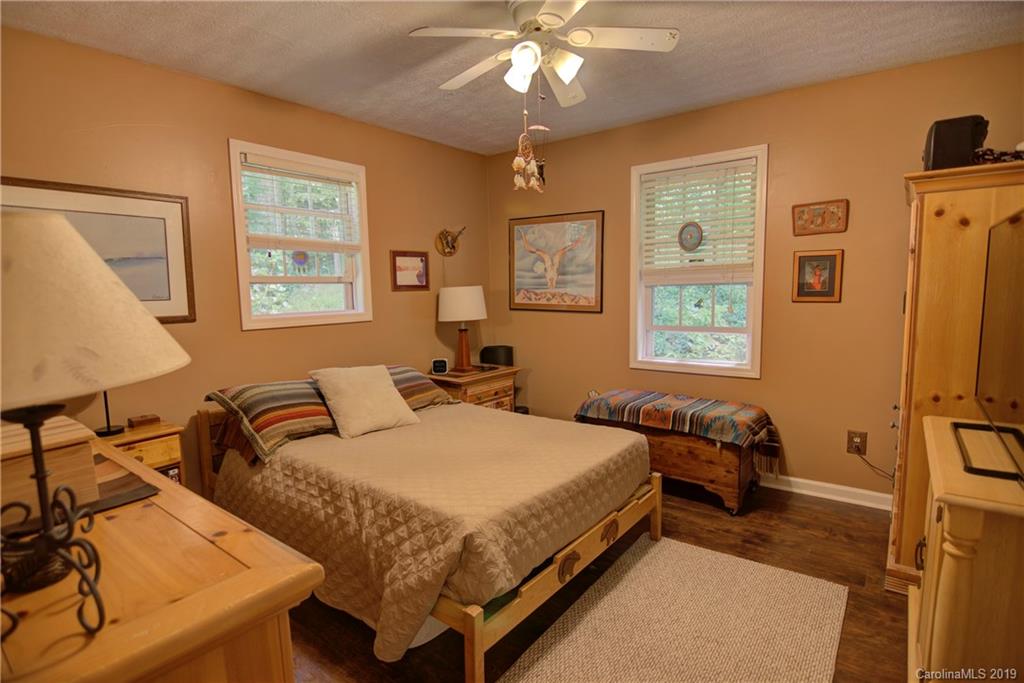 363 Huckleberry Drive Burnsville NC 28714