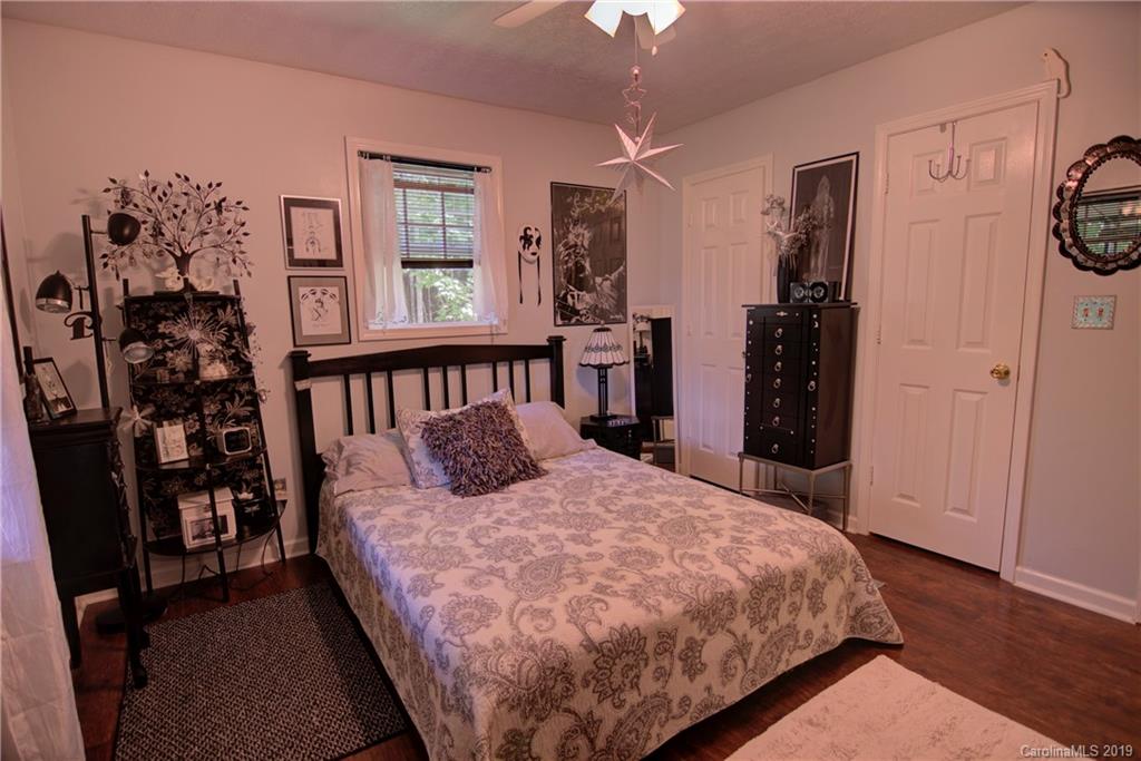 363 Huckleberry Drive Burnsville NC 28714