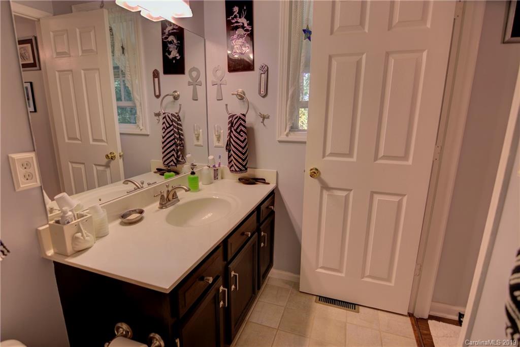 363 Huckleberry Drive Burnsville NC 28714