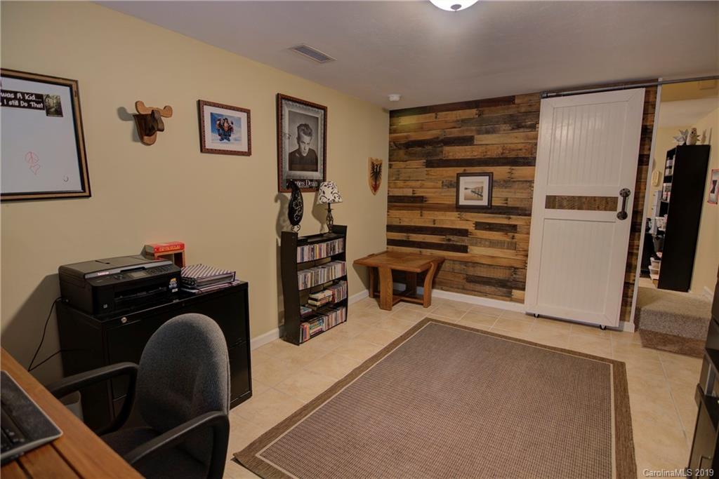 363 Huckleberry Drive Burnsville NC 28714