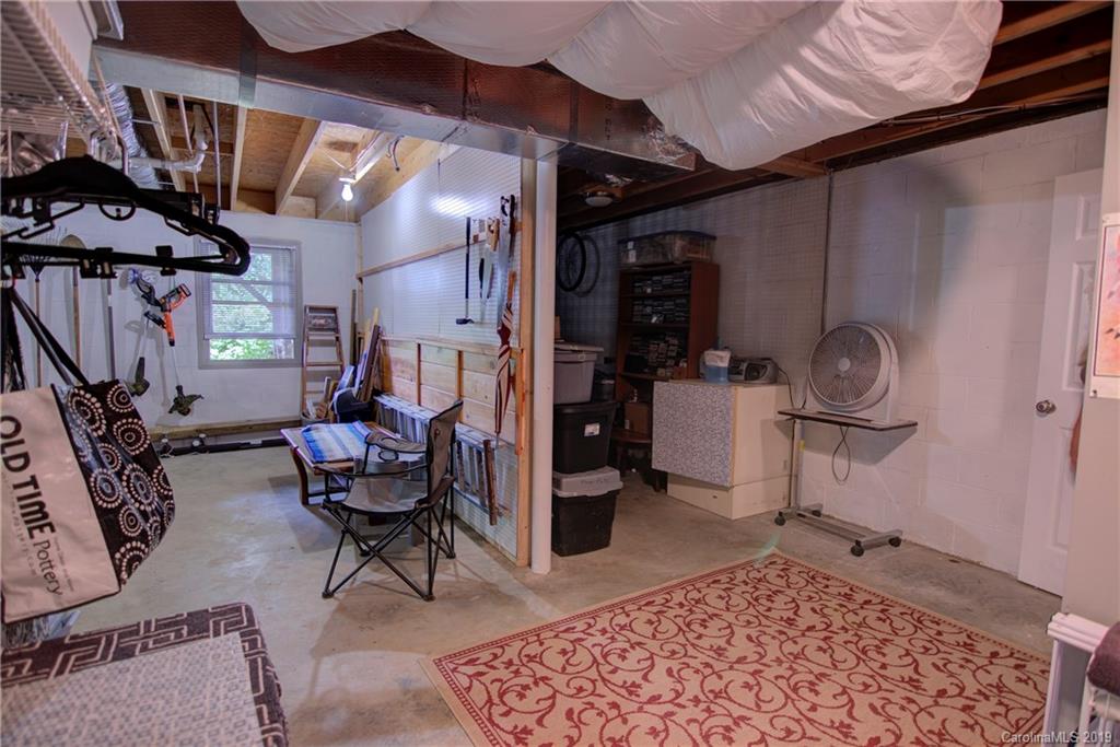 363 Huckleberry Drive Burnsville NC 28714