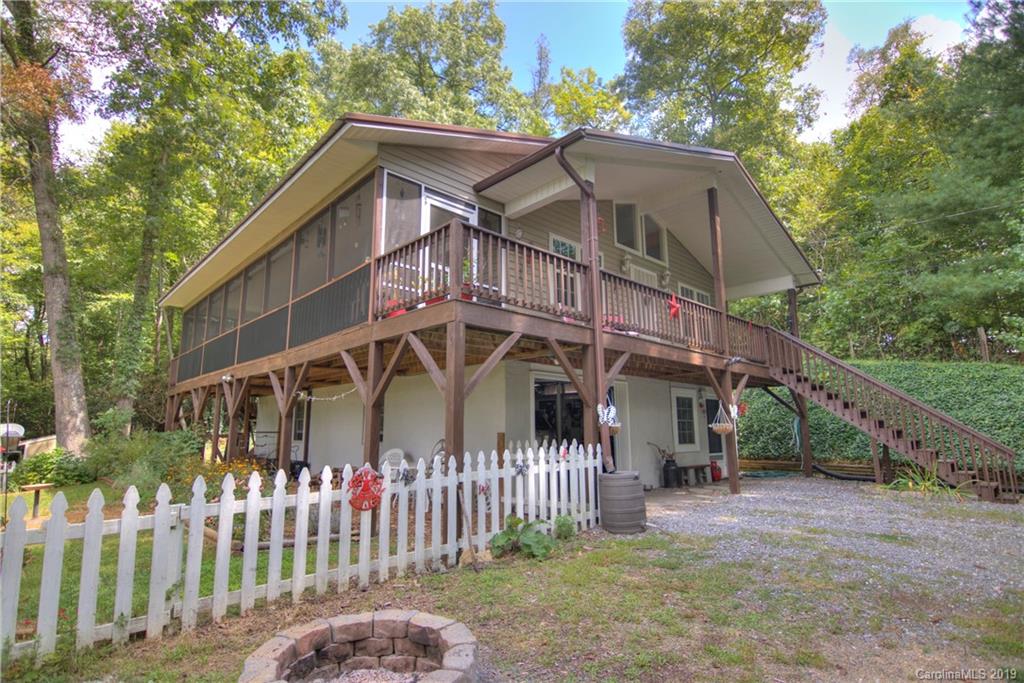 363 Huckleberry Drive Burnsville NC 28714