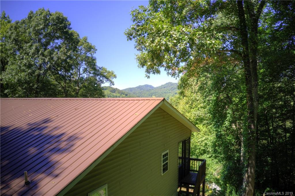 363 Huckleberry Drive Burnsville NC 28714